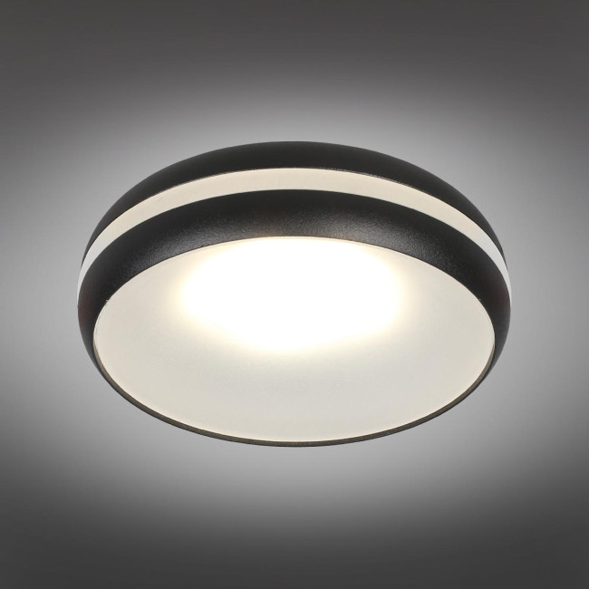 Встраиваемый светильник Omnilux Genova OML-102819-01 Встраиваемый светильник Omnilux Genova OML-102819-01