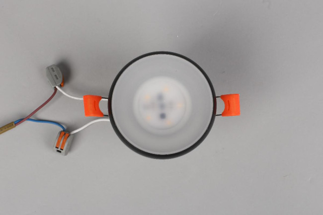 Встраиваемый светильник Omnilux Genova OML-102819-01 Встраиваемый светильник Omnilux Genova OML-102819-01