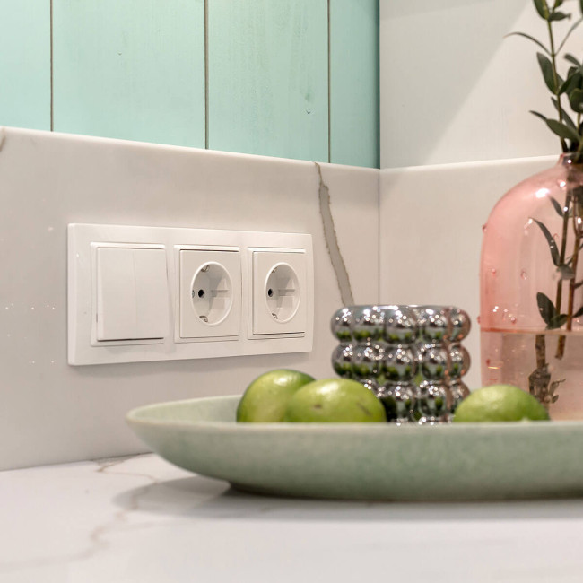 Выключатель двухклавишный Werkel белый W1120001 4690389155192 Выключатель двухклавишный Werkel белый W1120001 4690389155192