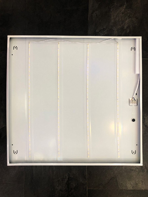 Светодиодная панель Elvan UPL-001-36W-WH-Wh Светодиодная панель Elvan UPL-001-36W-WH-Wh