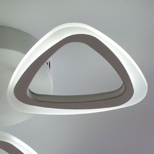 Потолочная люстра De Markt Мадлен 424012903 Потолочная люстра De Markt Мадлен 424012903