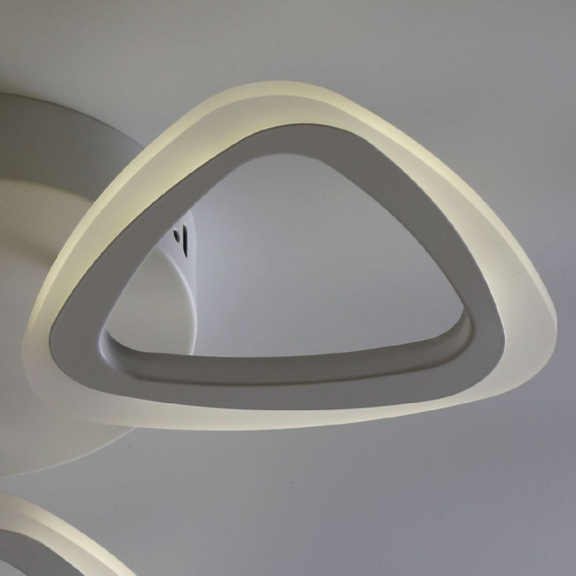 Потолочная люстра De Markt Мадлен 424012903 Потолочная люстра De Markt Мадлен 424012903