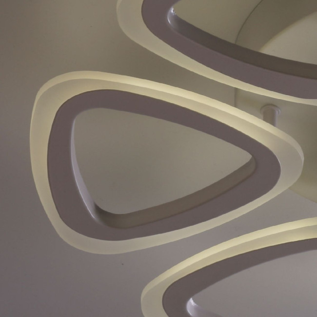 Потолочная люстра De Markt Мадлен 424013006 Потолочная люстра De Markt Мадлен 424013006