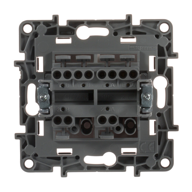 Переключатель двухклавишный Legrand Etika 10A 250V алюминий 672412 Переключатель двухклавишный Legrand Etika 10A 250V алюминий 672412