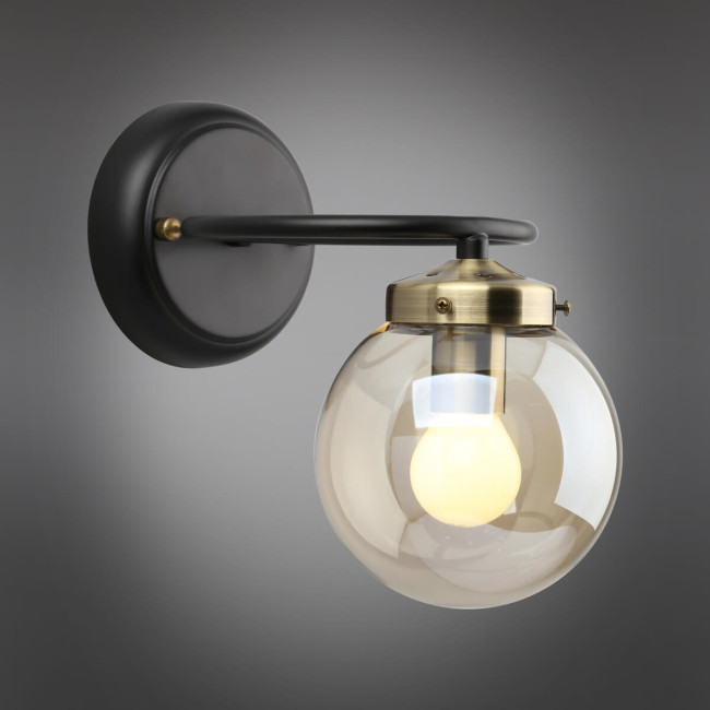 Бра Omnilux OML-94001-01 Бра Omnilux OML-94001-01