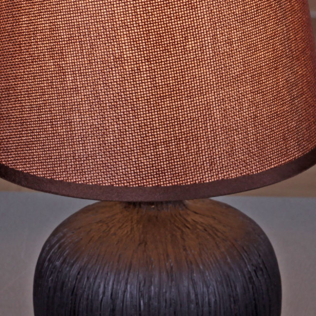 Настольная лампа Reluce 98570-0.7-01 dark brown Настольная лампа Reluce 98570-0.7-01 dark brown
