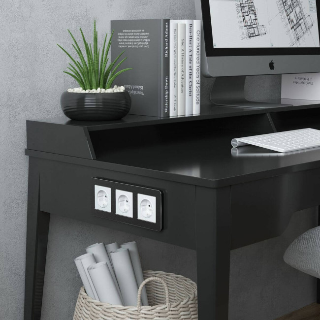 Розетка с заземлением и шторками Werkel 4690389184734 W1171161 Розетка с заземлением и шторками Werkel 4690389184734 W1171161