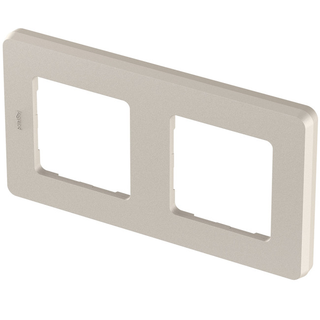 Рамка двухместная Legrand Inspiria 673948 Рамка двухместная Legrand Inspiria 673948