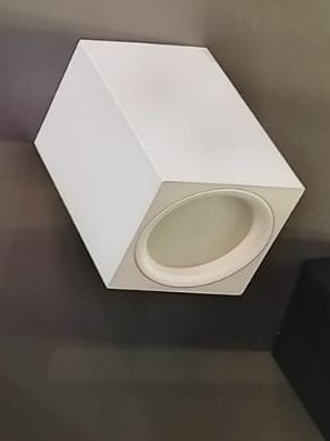 Накладной светильник Elvan NLS-239SQ-GU10-WW-WH Накладной светильник Elvan NLS-239SQ-GU10-WW-WH
