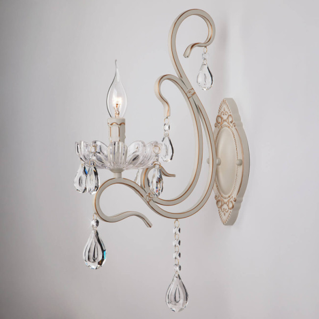 Бра Eurosvet 12205/1 белый Strotskis Бра Eurosvet 12205/1 белый Strotskis