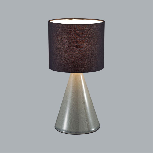 Настольная лампа Lumion Moderni Segi 8132/1T Настольная лампа Lumion Moderni Segi 8132/1T