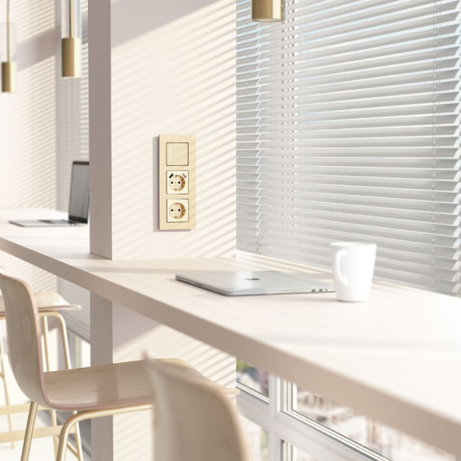 Рамка на 3 поста Werkel AluMax 4690389204081 W0033511 a066335