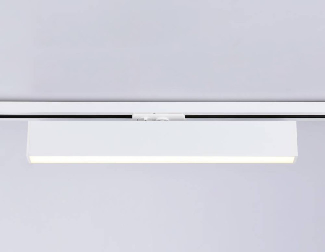 Трековый однофазный светильник Ambrella Light Track System GL6769