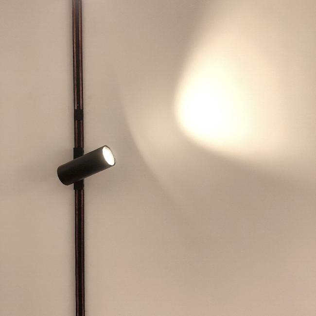 Трековый магнитный светильник iLedex Vision 4825-042-D55-18W-38DG-3000K-BK Трековый магнитный светильник iLedex Vision 4825-042-D55-18W-38DG-3000K-BK