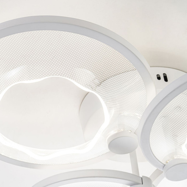 Потолочный светильник Escada Quasar 10261/4LED Потолочный светильник Escada Quasar 10261/4LED