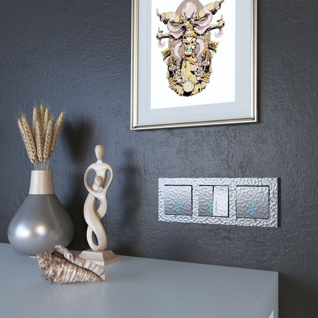 Выключатель Werkel Hammer двухклавишный проходной с подсветкой серебряный W1222106 4690389162633 Выключатель Werkel Hammer двухклавишный проходной с подсветкой серебряный W1222106 4690389162633