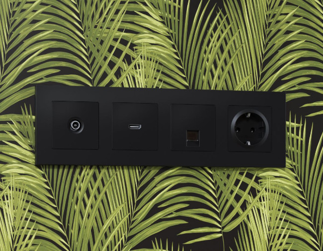 Лицевая панель для розетки с/з Ambrella Volt Alfa AP8060 Лицевая панель для розетки с/з Ambrella Volt Alfa AP8060