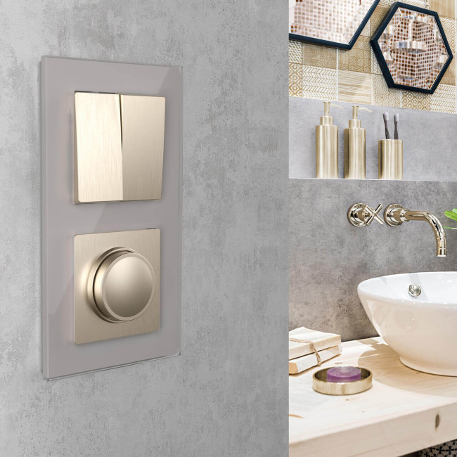 Рамка на 2 поста Werkel Favorit дымчатый W0021117 4690389159695 Рамка на 2 поста Werkel Favorit дымчатый W0021117 4690389159695