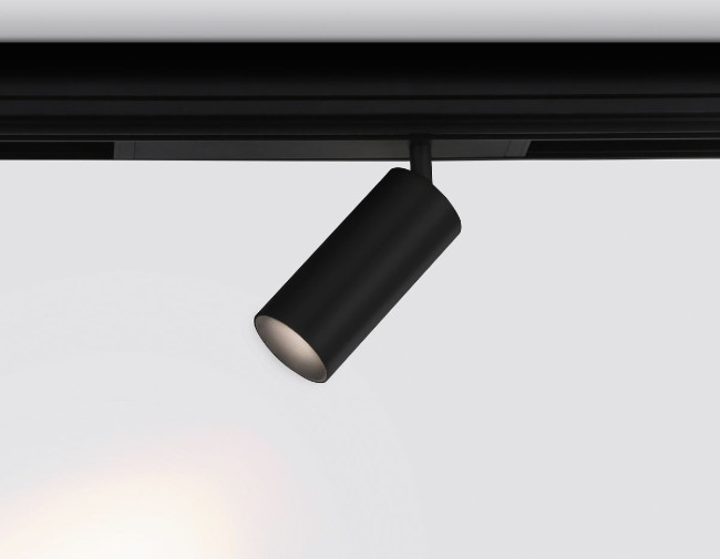 Трековый магнитный светильник Ambrella Light Magnetic 220V GL1222 Трековый магнитный светильник Ambrella Light Magnetic 220V GL1222