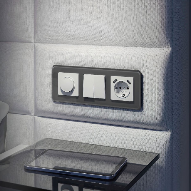 Розетка с заземлением, шторками и USBх2 Werkel 4690389191992 W1171561 a062406