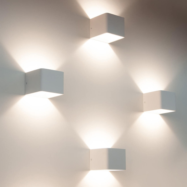 Настенный светодиодный светильник Elektrostandard Coneto Led белый MRL Led 1060 4690389121678 Настенный светодиодный светильник Elektrostandard Coneto Led белый MRL Led 1060 4690389121678