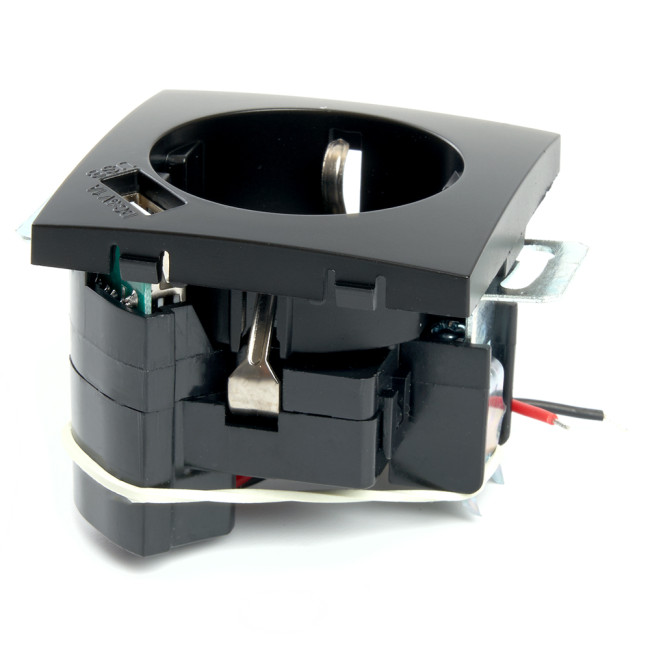 Розетка 1-местная с/з с защитной шторкой и USB Stekker Эрна PST16-9111-03 49155 Розетка 1-местная с/з с защитной шторкой и USB Stekker Эрна PST16-9111-03 49155