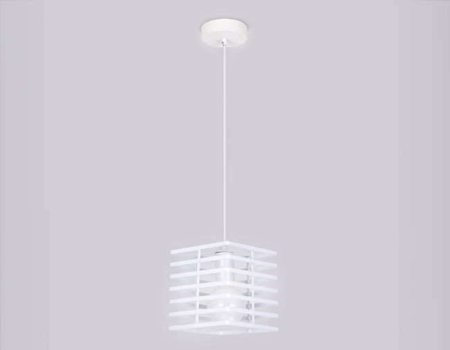 Подвесной светильник Ambrella Light Traditional TR8410