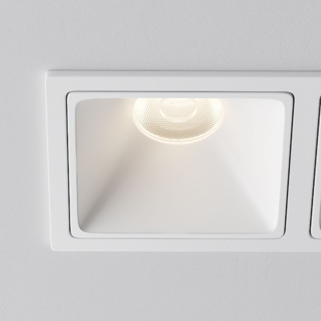 Встраиваемый светильник Maytoni Alfa LED DL043-02-10W4K-SQ-W-1 Встраиваемый светильник Maytoni Alfa LED DL043-02-10W4K-SQ-W-1