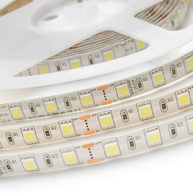 Светодиодная лента Apeyron 12В СТ 14,4Вт/м smd5050 60д/м IP65 700Лм/м 5м 6500К 00-10 Светодиодная лента Apeyron 12В СТ 14,4Вт/м smd5050 60д/м IP65 700Лм/м 5м 6500К 00-10