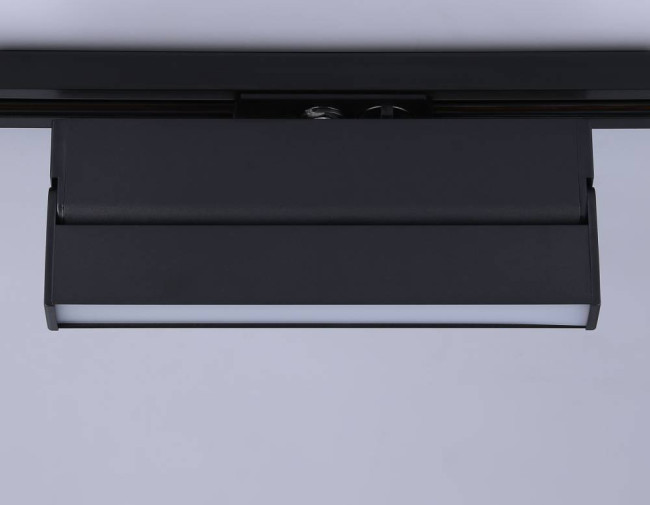 Трековый однофазный светильник Ambrella Light Track System GL6808