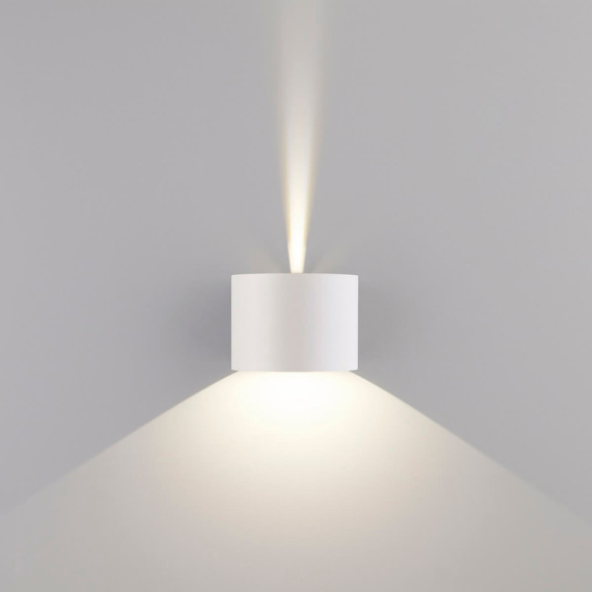 Уличный настенный светодиодный светильник Elektrostandard 1518 Techno LED Blade белый 4690389108914 Уличный настенный светодиодный светильник Elektrostandard 1518 Techno LED Blade белый 4690389108914