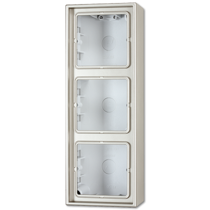 Коробка трехместная Jung ES2583A-L Коробка трехместная Jung ES2583A-L