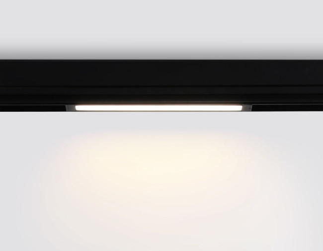 Трековый магнитный светильник Ambrella Light Magnetic 220V GL1262 Трековый магнитный светильник Ambrella Light Magnetic 220V GL1262
