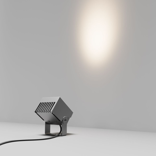 Прожектор Arlight ALT-BLOCK-S130x130-15W Day4000 (GR, 3 deg, 230V) 055241 Прожектор Arlight ALT-BLOCK-S130x130-15W Day4000 (GR, 3 deg, 230V) 055241