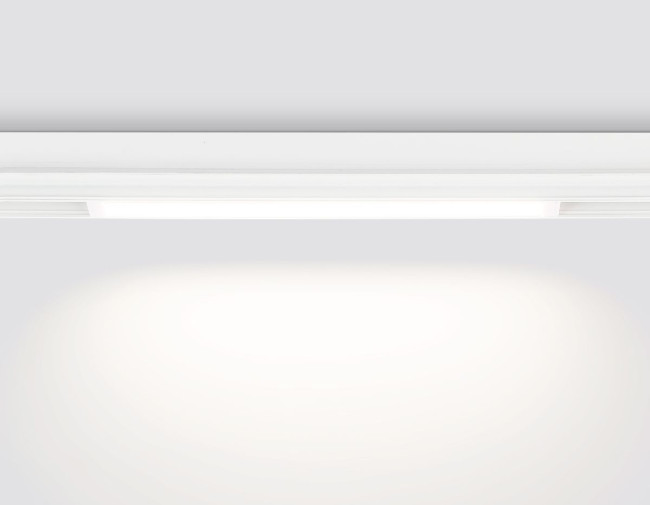 Трековый магнитный светильник Ambrella Light Magnetic 220V GL1271