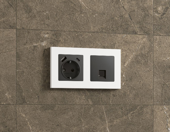 Рамка четырехместная Ambrella Volt Techno AF220124 Рамка четырехместная Ambrella Volt Techno AF220124