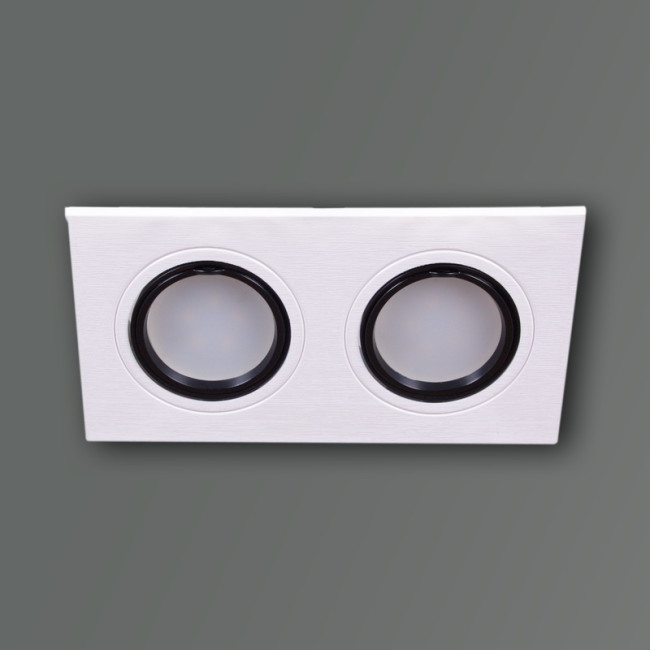 Точечный светильник Reluce 16211-9.0-002 WT+BK Точечный светильник Reluce 16211-9.0-002 WT+BK