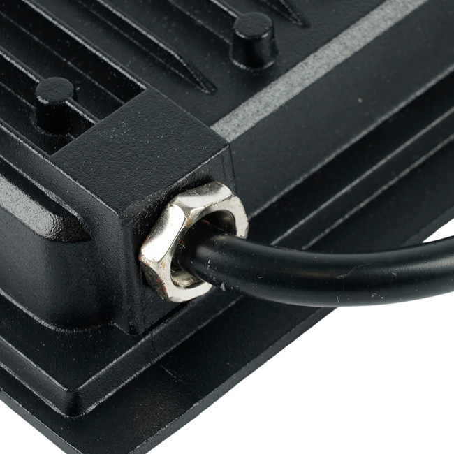 Светодиодный прожектор Feron LL-935 IP65 50W 6400K 52108