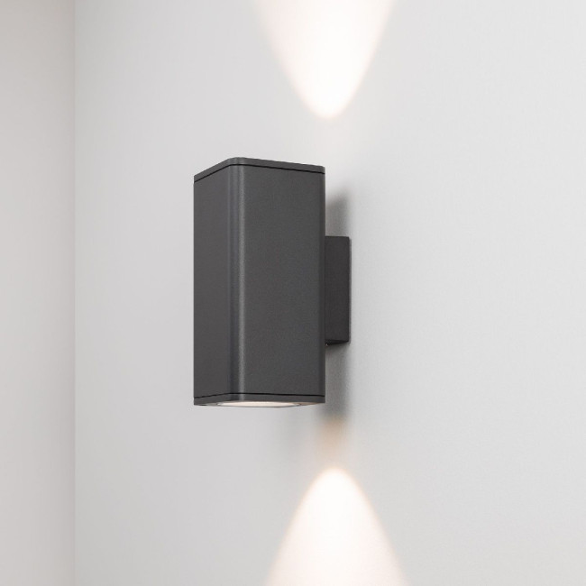 Уличный настенный светильник Arlight LGD-EVO-WALL-TWIN-S100x100-2x12W Warm3000 (GR, 44 deg, 230V) 046195 Уличный настенный светильник Arlight LGD-EVO-WALL-TWIN-S100x100-2x12W Warm3000 (GR, 44 deg, 230V) 046195
