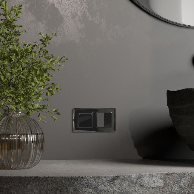 Розетка с заземлением, крышкой и шторками Werkel 4690389197734 W1171248 a064043