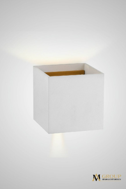 Настенный светильник AM Group AM113-2X5W WH+GL Настенный светильник AM Group AM113-2X5W WH+GL