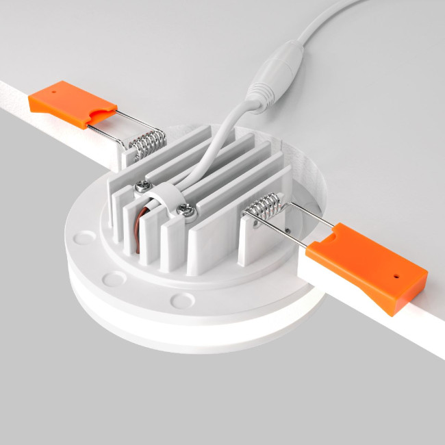 Встраиваемый светильник Maytoni Phanton DL2001-L7W4K Встраиваемый светильник Maytoni Phanton DL2001-L7W4K