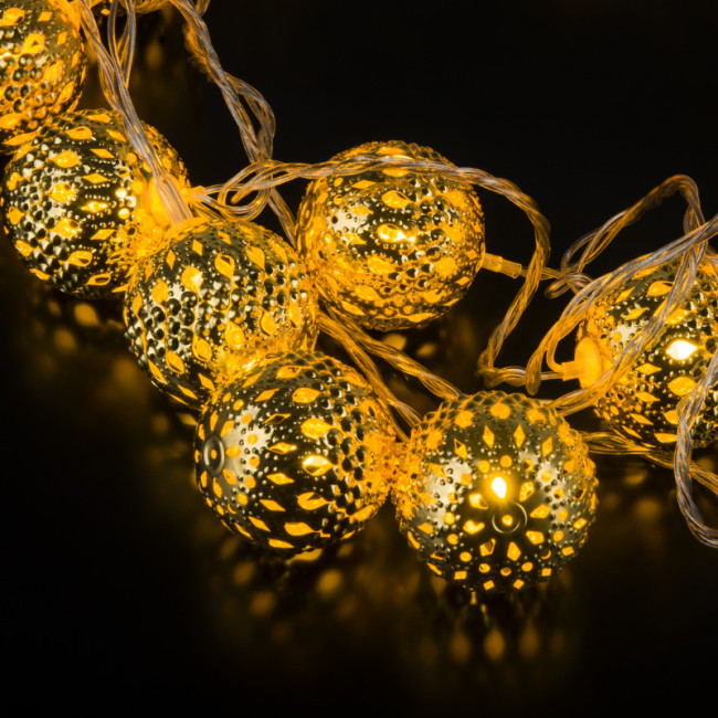 Светодиодная нить Eurosvet 400-003 золото/теплый белый с эффектом мерцания 2,8м IP20