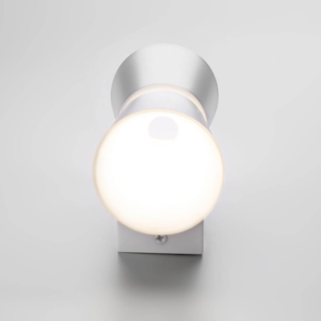Бра Elektrostandard Viare MRL LED 1003 белый 4690389136603 Бра Elektrostandard Viare MRL LED 1003 белый 4690389136603