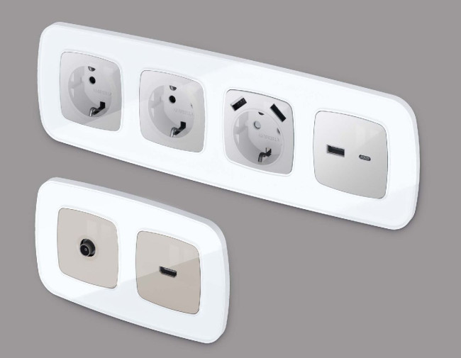 Рамка одноместная Ambrella Volt Coint OF640101 Рамка одноместная Ambrella Volt Coint OF640101