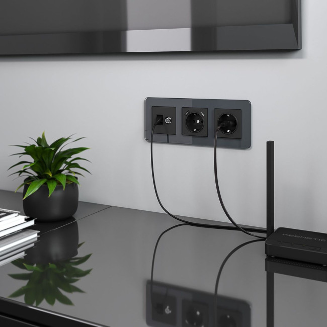 Рамка из стекла на 3 поста Werkel Elite графит 4690389180774 W0032440 Рамка из стекла на 3 поста Werkel Elite графит 4690389180774 W0032440