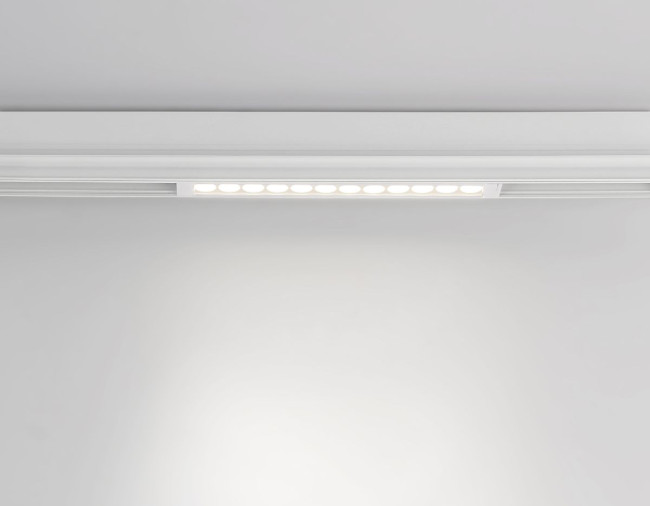 Трековый магнитный светильник Ambrella Light Magnetic 220V GL1301 Трековый магнитный светильник Ambrella Light Magnetic 220V GL1301