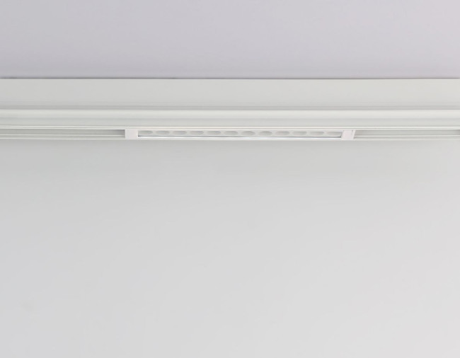 Трековый магнитный светильник Ambrella Light Magnetic 220V GL1301 Трековый магнитный светильник Ambrella Light Magnetic 220V GL1301