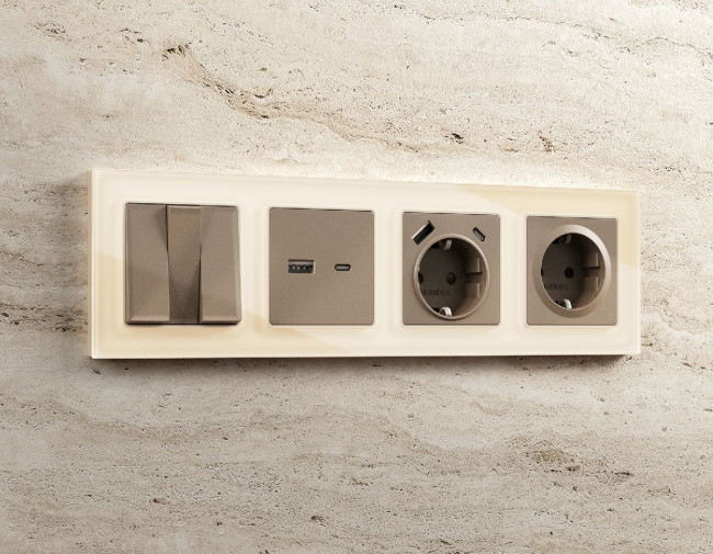 Рамка пятиместная Ambrella Volt Platos AF330305 Рамка пятиместная Ambrella Volt Platos AF330305