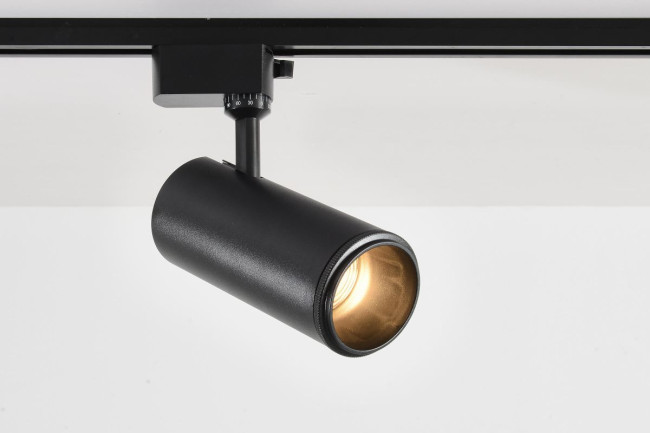 Трековый однофазный светильник Crystal Lux CLT 0.31 021 BK 3CCT ZOOM Трековый однофазный светильник Crystal Lux CLT 0.31 021 BK 3CCT ZOOM